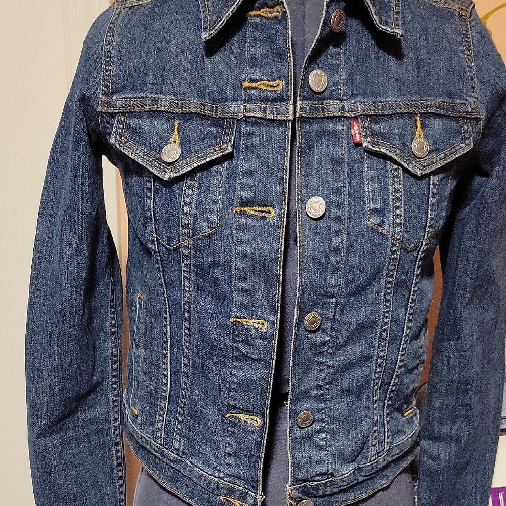 Levi's Blue Jean Jacket Classic Style